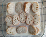 Foto del paso 1 de la receta: Pastel salado de pan duro