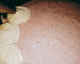 Foto del paso 11 de la receta: Cheesecake de frutillas 🍓y leche condensada sin horno