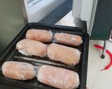 Foto langkah ke 4 dari resep Chicken Bacon Cordon Bleu.