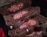 A picture of step 14 of Surprise heart cake.