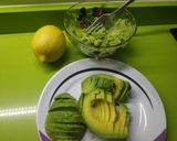 Foto del paso 1 de la receta: Filete de atún con aguacate 🥑 🤤