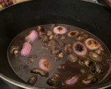 Foto del paso 13 de la receta: Coq au vin aux marrons (Pollo al vino con castañas)