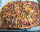 Foto del paso 6 de la receta: Pizza de pollo, espinacas y más