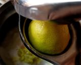 A picture of step 2 of Gondhoraj Lemon Lassi.