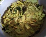 Foto langkah ke 5 dari resep Pepes Jamur Tiram Bumbu Kuning.