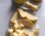 Foto del paso 2 de la receta: Mermelada especiada de manzanas con piel y sin azúcar añadido, al microondas