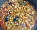Foto del paso 2 de la receta Cascotes de guiso de alubias y arroz