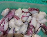 Foto langkah ke 3 dari resep Gulai cumi isi tahu & kacang panjang.