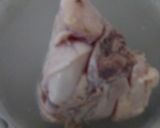 Foto langkah ke 1 dari resep Brongkos Ayam.