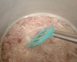 A picture of step 2 of Yakhni pulao.