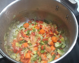 Foto del paso 3 de la receta: Ternera guisada en olla express