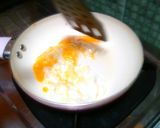 Foto langkah ke 5 dari resep Keju Omelet aka Telor Dadar Keju#Keto.