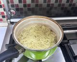 Foto langkah ke 1 dari resep Mie Goreng Sayur Sambal Teri.