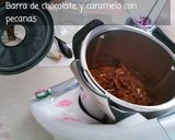 Foto del paso 6 de la receta: Barra de chocolate y caramelo con pecanas TM6