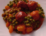 Foto del paso 8 de la receta: Albóndigas con guisantes y patatas