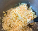 Foto del paso 2 de la receta: Dumplings rellenos de queso y perejil
