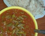 صورة لخطوة 2 من وصفة فاصولية خضراء بمرق البندورة 👌🍅