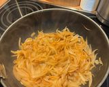 Une image de l'étape 2 de Confit d’oignons au miel.