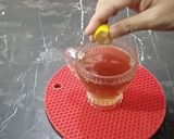 A picture of step 3 of Ginger Lemon Tea.