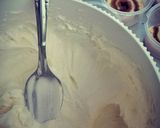Foto langkah ke 5 dari resep Tiramisu Cup.