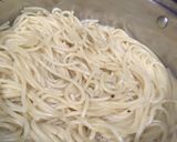 Foto del paso 1 de la receta: Espagueti con pesto (albahaca y semilla de girasol)
