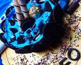 A picture of step 1 of Oreo chocolate bowl.