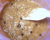 Foto langkah ke 5 dari resep Banana Choco Chips Muffin.