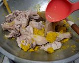 Foto langkah ke 4 dari resep Ayam UNGKEP LENGKUAS. Gurih, bumbunya melimpah, wangi lengkuas.