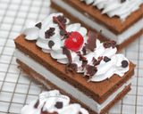 Foto langkah ke 6 dari resep Black forest Cake Slice - Bolu Cokelat Potong.
