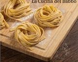 Foto del passaggio 2 della ricetta Tagliatelle al Caviale Rosso