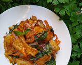 Hình bước làm 6 của món Cá sốt cay lá quế kiểu Thái (Spicy Thai Basil Fish)