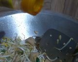 Foto langkah ke 4 dari resep Tumis Toge Bakso.