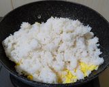 Foto langkah ke 4 dari resep Gyeran Bokkeumbap.