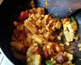A picture of step 4 of Sweet corn and baby Cron curry with potatoes.