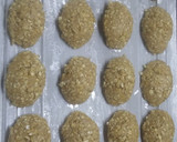 Foto del paso 4 de la receta: Galletitas de avena crocantes