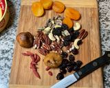 Une image de l'étape 3 de 🎉CAMENBERT 🧀AUX FRUITS DU MENDIANT 🌰APÉRO FESTIF 🎁.