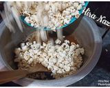 A picture of step 3 of Caramel Popcorn.