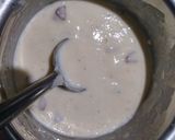 A picture of step 4 of Banana pancakes.