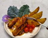 Foto langkah ke 5 dari resep Black Pepper Sausage & Potato Wedges.