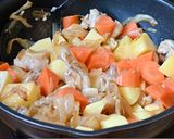 Foto del paso 2 de la receta: Curry japonés con pollo, sin pastillas (カレーライス)