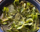 A picture of step 4 of Purslane Soup.