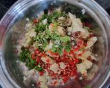 A picture of step 2 of Potato masala puri.