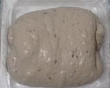 Foto langkah ke 12 dari resep Moringa Black n White Sesame Seeds Sourdough Bread.