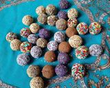 عکس مرحله 1 از دستور توپک خرمایی بیسکوییتی