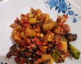 Foto langkah ke 6 dari resep Sambal Goreng Kentang Ati Enak Mudah Sederhana.