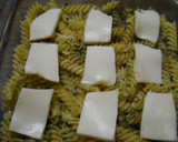 Foto del paso 5 de la receta: Hélices (tirabuzones) caprese al horno
