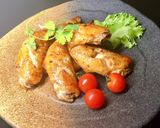 Hình bước làm 2 của món Cánh gà nướng hạt hồ tiêu(xuyên tiêu)