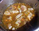 Foto del paso 8 de la receta Garbanzos con alitas de pollo, especia y toque de pimentón