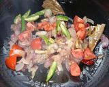 মটরশুঁটি দিয়ে আলুর দম(Matarsuti diye aloor dum recipe in Bengali) রেসিপি ধাপ - 3 ছবি