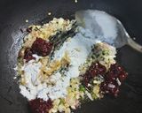 A picture of step 2 of Pink creamy pasta.